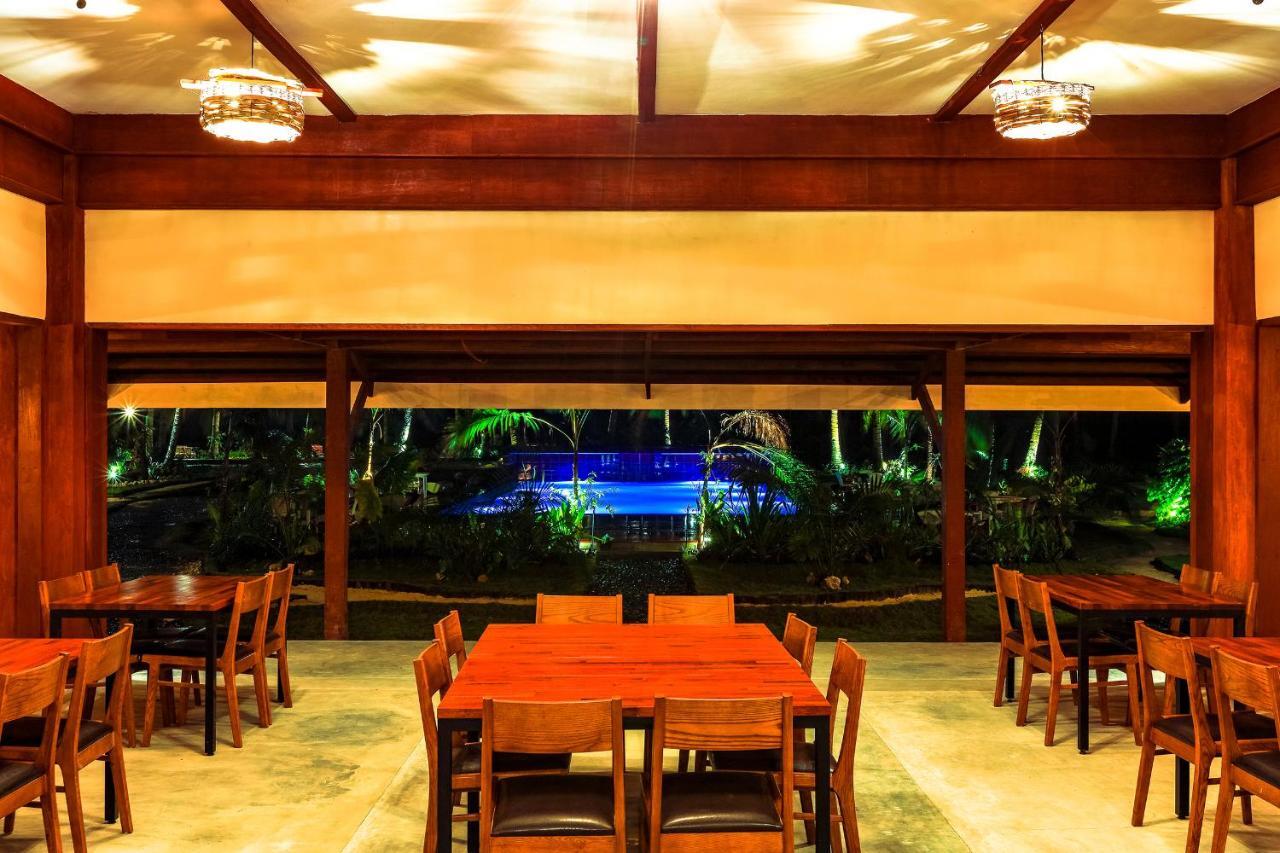 Retreat Siargao Resort General Luna  Exterior photo